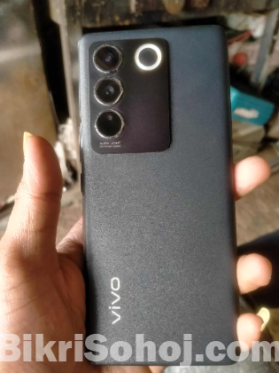 Vivo V27